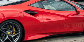 우리의 VIN 확인 도구가 이제 실시간으로 제공됩니다 Logo